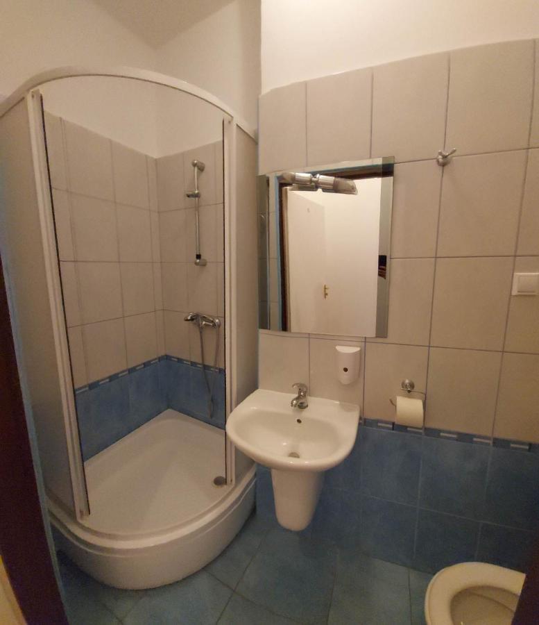 Zloty Jelen - Restauracja I Dom Goscinny Potok Zloty Buitenkant foto